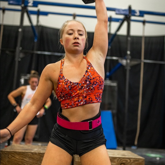 Meet your Posher, Lauren - Picture 1 of 1